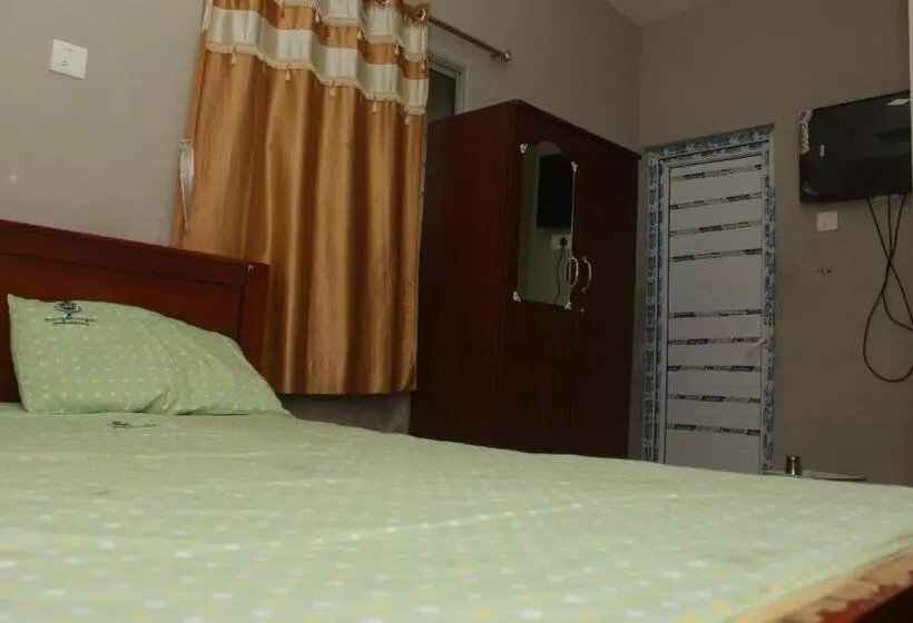Hotelli Selvamurugan Residency