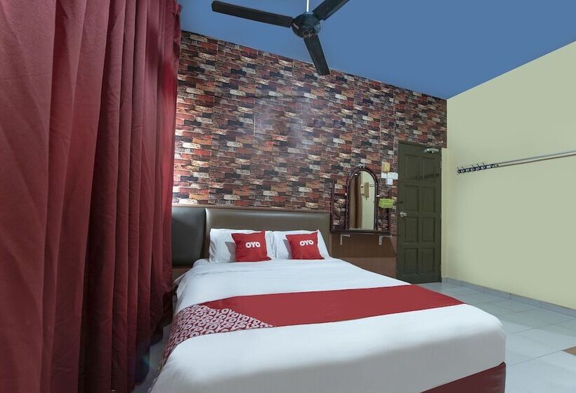 Hotel Spot On 90305 Hen Hen