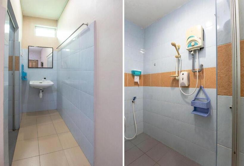 Hotel Spot On 90305 Hen Hen