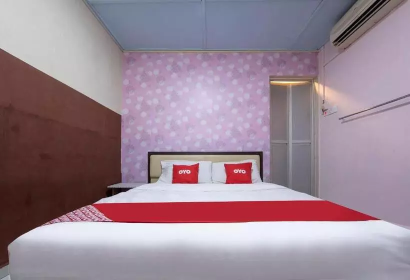 ホテル Spot On 90305 Hen Hen