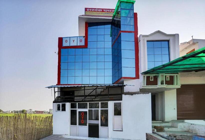 בית מלון כפרי Spot On Shashank Plaza