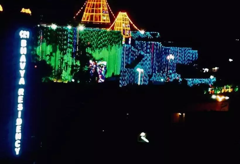 Hotelli Sri Bhavya Residency