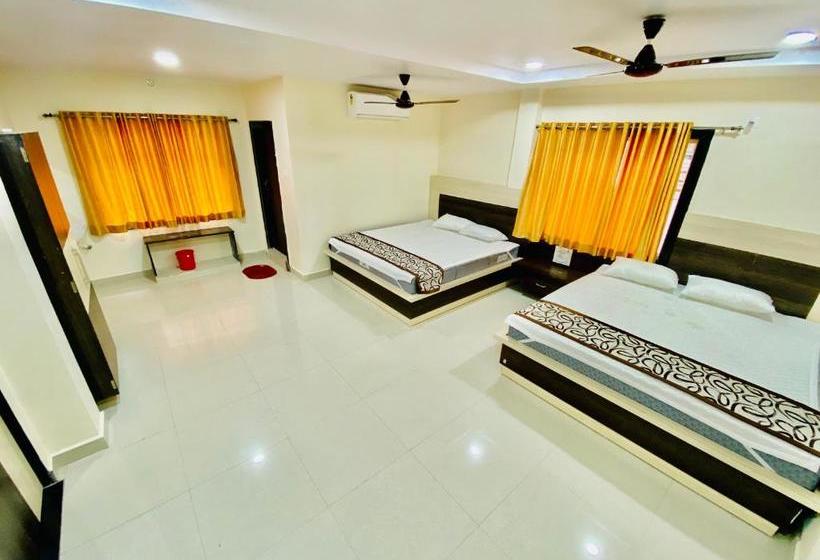 Hotel Sri Bhavya Residency
