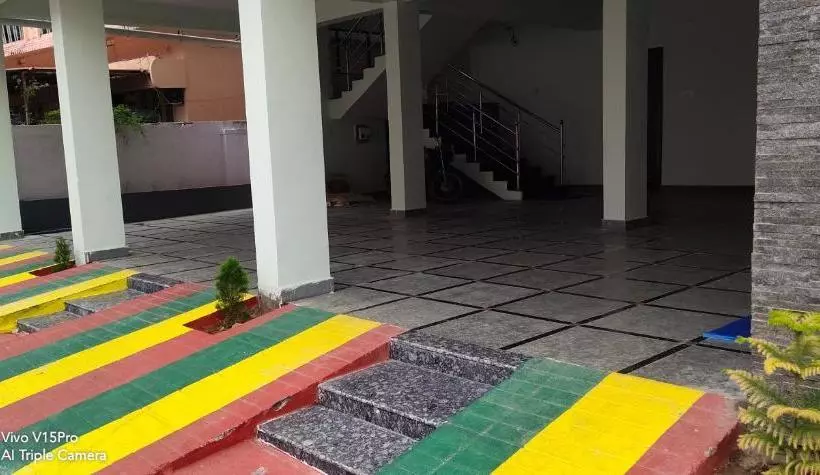 Hotelli Sri Bhavya Residency