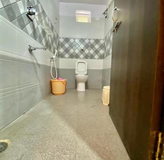 Hotel Sri Bhavya Residency