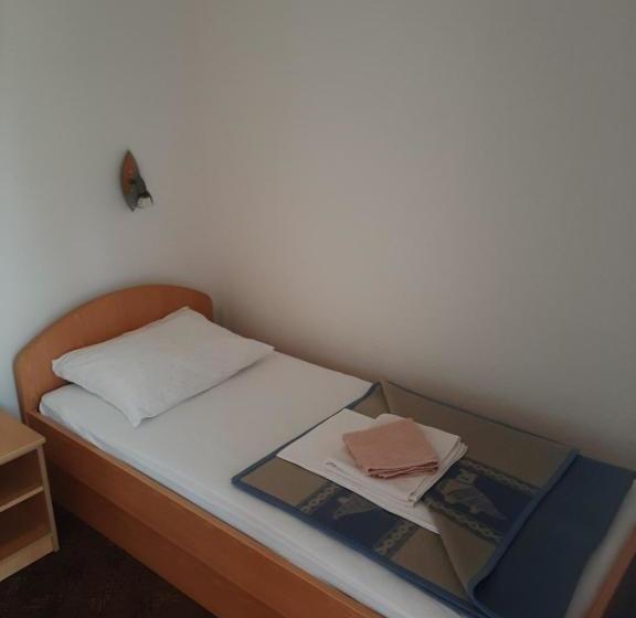 پانسیون Anđela