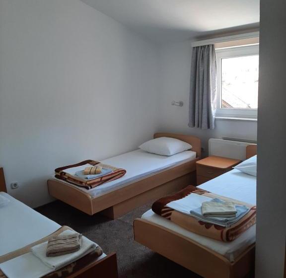 پانسیون Anđela