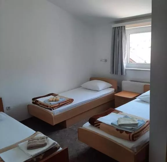 پانسیون Anđela