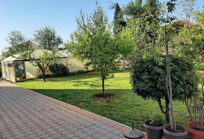 پانسیون Anđela