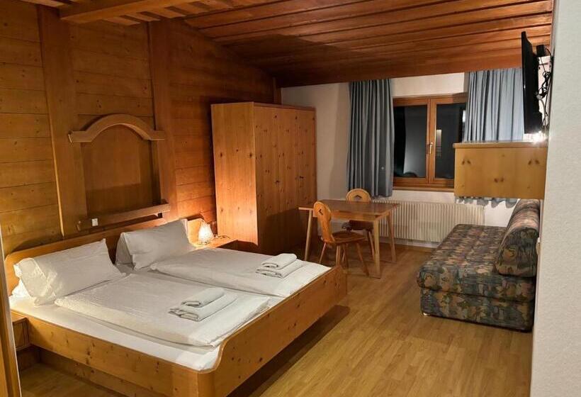 Pensionat Gasthof Paluda   Pizzeria