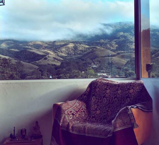 פנסיון Pousada Ilumina