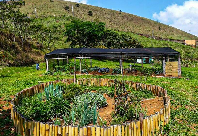 פנסיון Pousada Ilumina