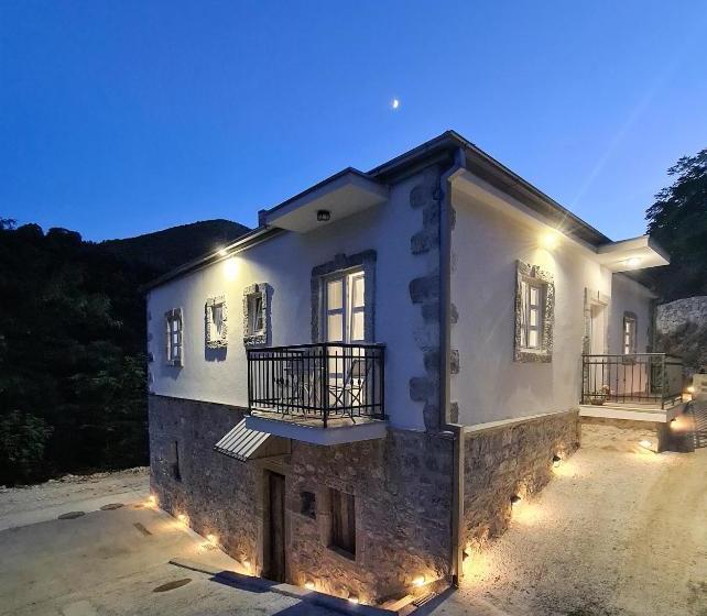 پانسیون Skala Luxury Rooms