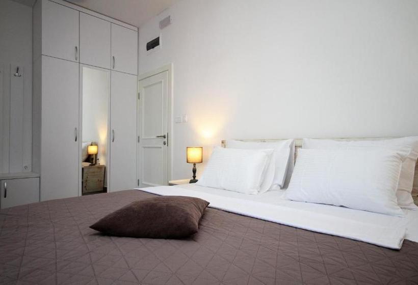 پانسیون Skala Luxury Rooms