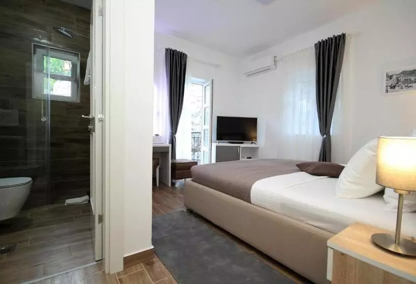 پانسیون Skala Luxury Rooms