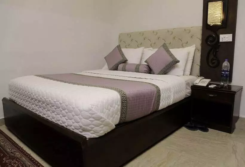 Shelton Hotel Lahore