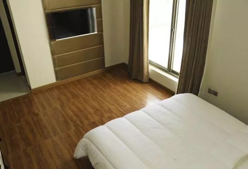 Shelton Hotel Lahore