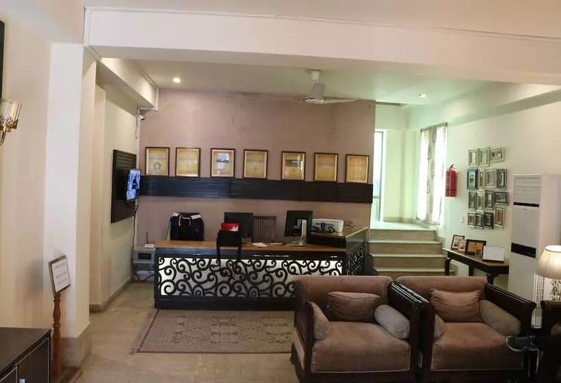 Shelton Hotel Lahore