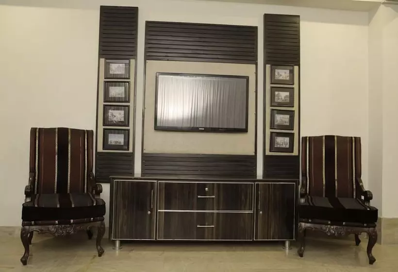 Shelton Hotel Lahore