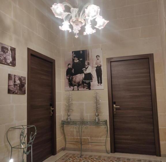 تختخواب و صبحانه Central 214 Boutique