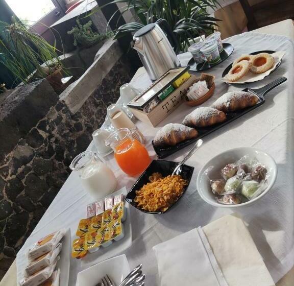 مبيت وإفطار Il Noceto Dell'etna