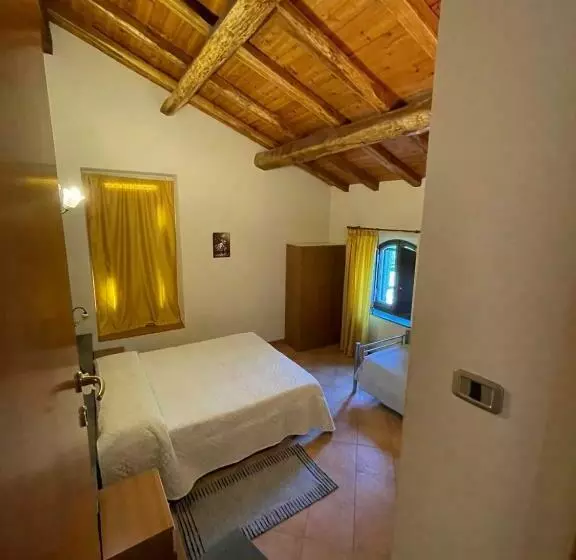 ベッドアンドブレックファースト Il Noceto Dell'etna