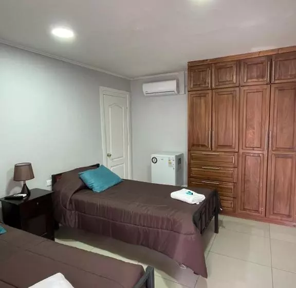 Aamiaismajoitus (B&B) Residencial Astorga