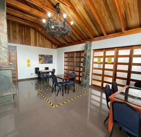 Aamiaismajoitus (B&B) Residencial Astorga