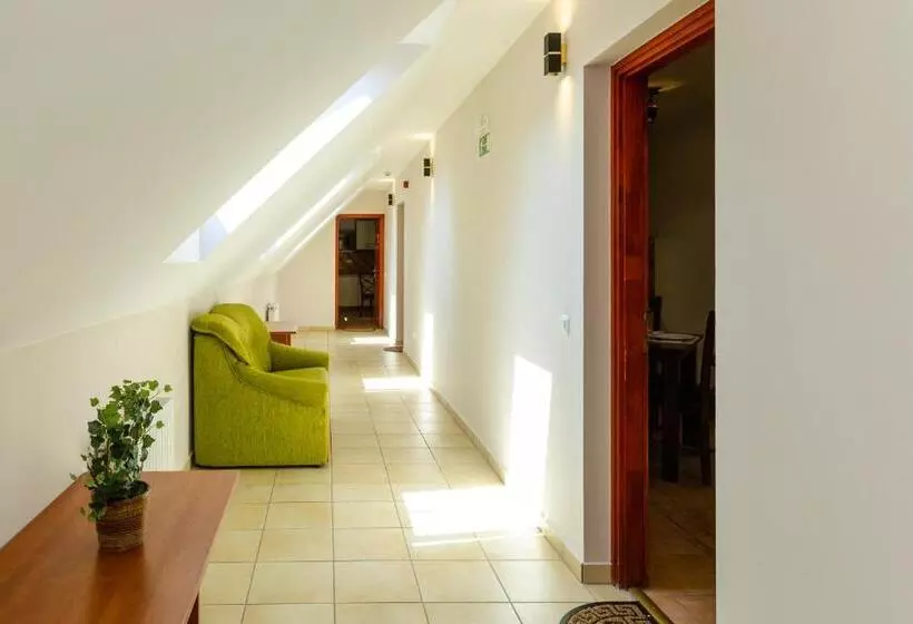 Aamiaismajoitus (B&B) Servita Udvarház Eger