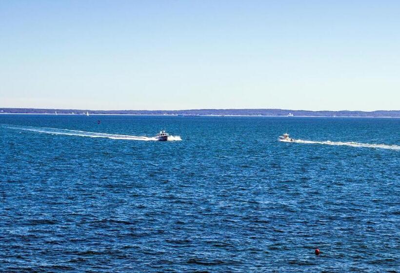 호텔 Falmouth Tides