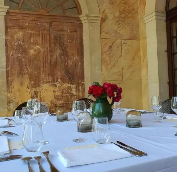 Hotelli Hôtel Villa Walbaum