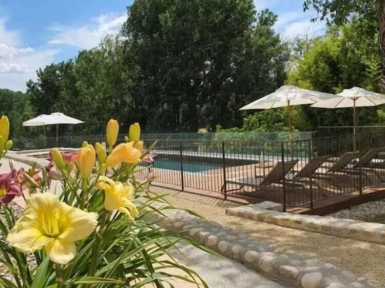 Hotelli Hôtel Villa Walbaum