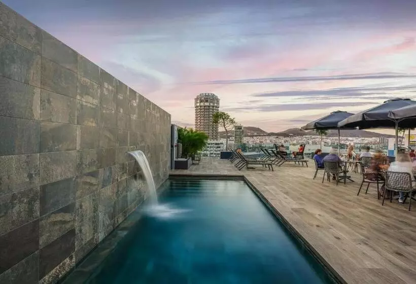 ホテル Livvo Lumm