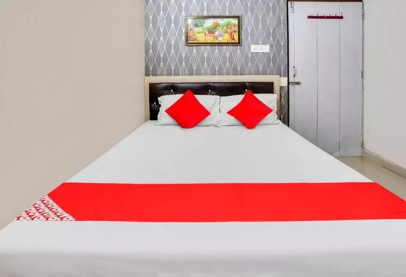 ホテル Oyo 81103 Shree Kalyan Prime