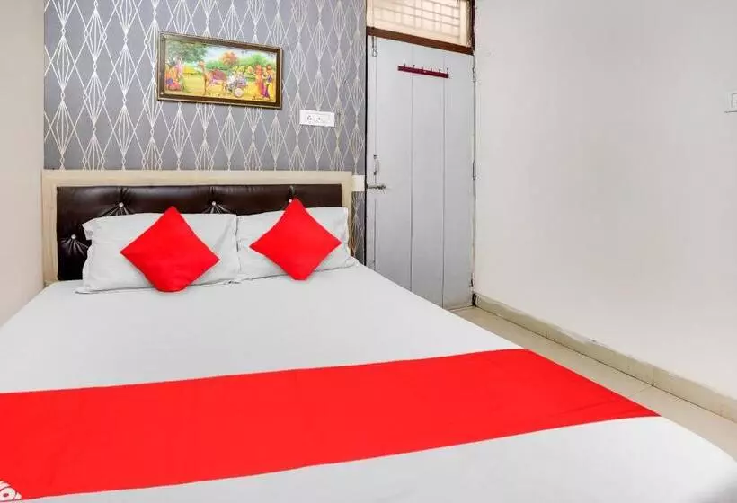 ホテル Oyo 81103 Shree Kalyan Prime