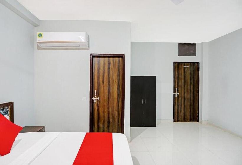 Hotel Oyo 81244 Forty Three Mainvue