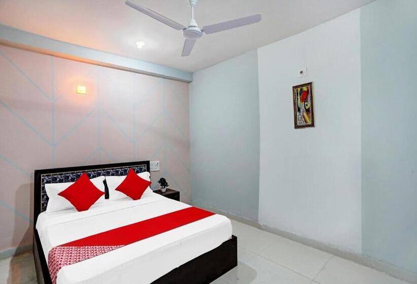 Hotel Oyo 81244 Forty Three Mainvue