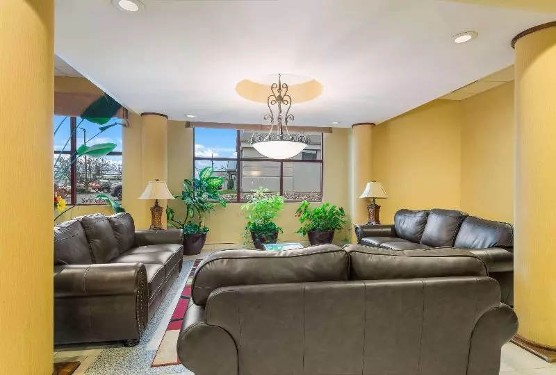 Hotelli Suburban Studios Buffalo Airport