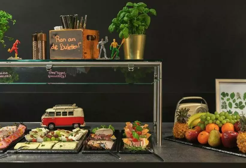 هتل Holiday Inn   The Niu, Flash Berlin Charlottenburg, An Ihg