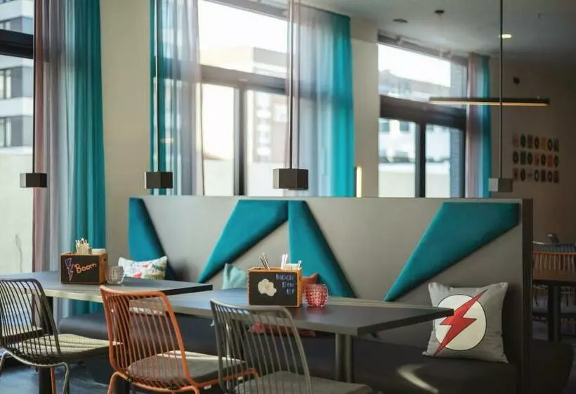 هتل Holiday Inn   The Niu, Flash Berlin Charlottenburg, An Ihg