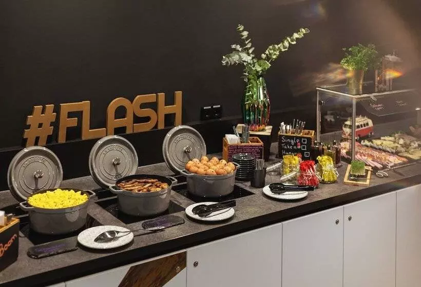هتل Holiday Inn   The Niu, Flash Berlin Charlottenburg, An Ihg