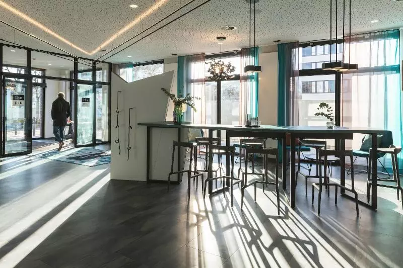 هتل Holiday Inn   The Niu, Flash Berlin Charlottenburg, An Ihg