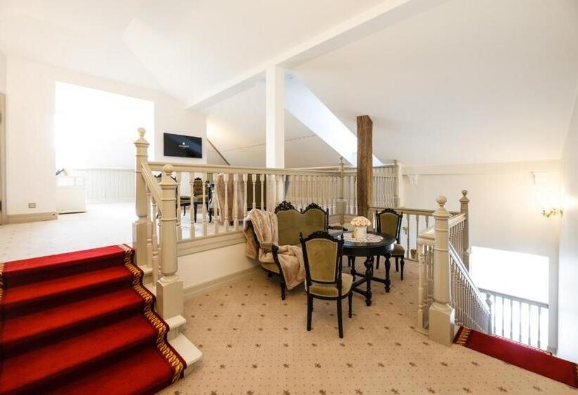 هتل Villa Friedheim