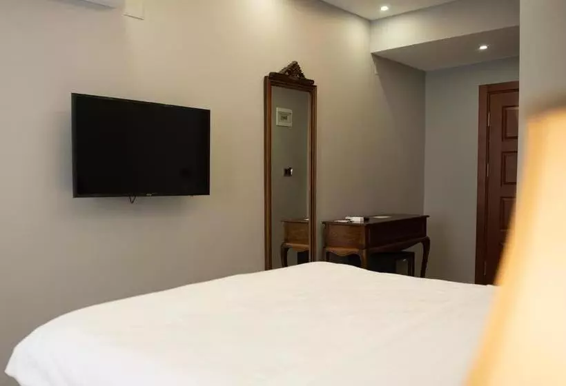 هتل Voyage Elegante