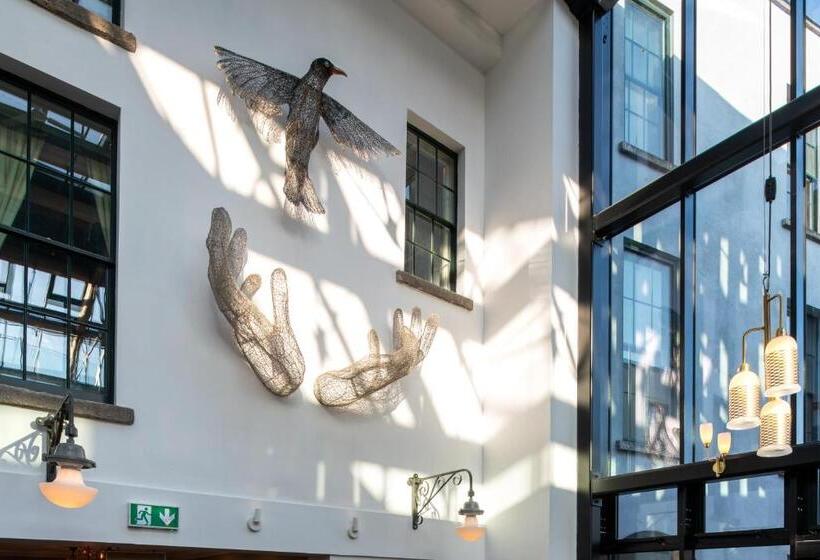 Keavan S Port Hotel , Dublin