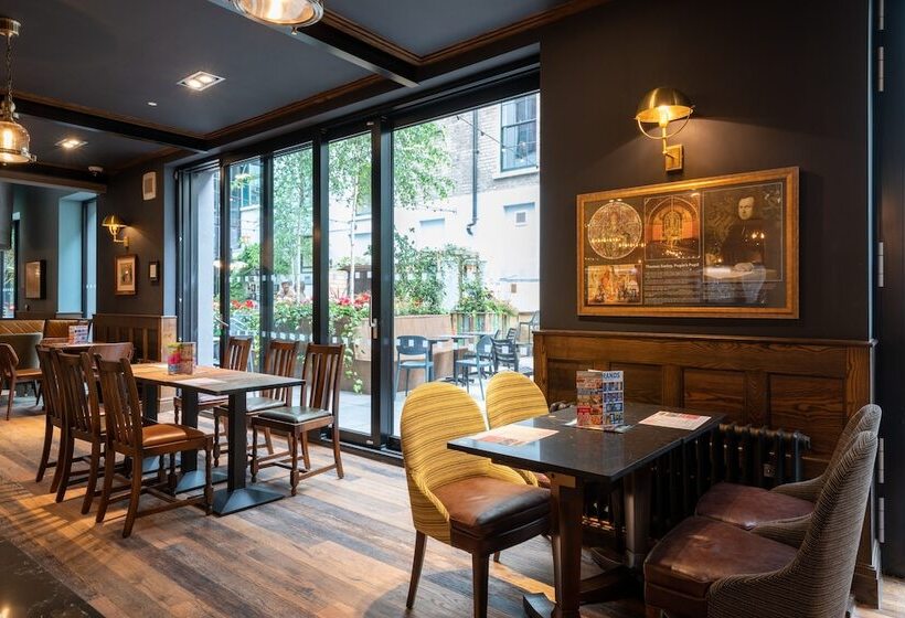 Keavan S Port Hotel , Dublin