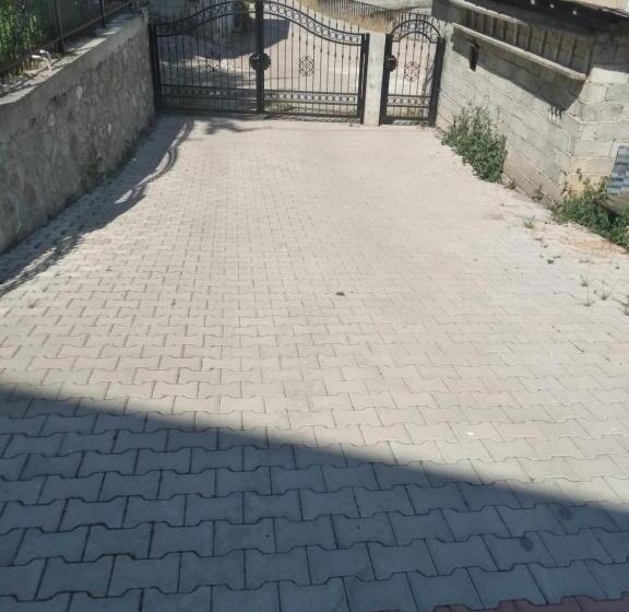 پانسیون Guest House Erdan