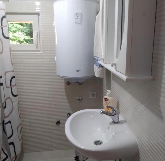 پانسیون Guest House Erdan