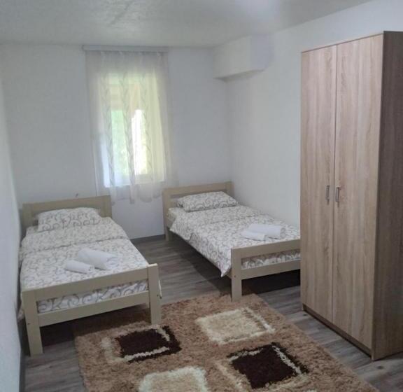 پانسیون Guest House Erdan