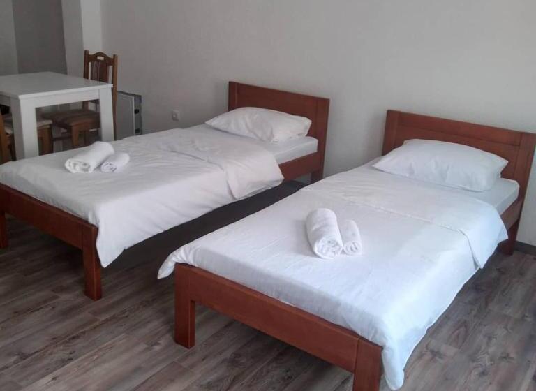پانسیون Guest House Erdan